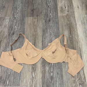 Skims Women's Nude Underwire Bra size 44 B